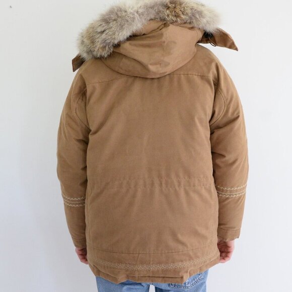 VTG Cabela's for Women 80% Goose Down 100% Coyote Fur Hood Puffer Zip Up Jacket - Picture 3 of 15